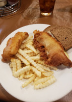 Arrow Sports Club food