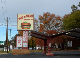 What-a-burger outside