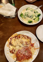 Olive Garden food