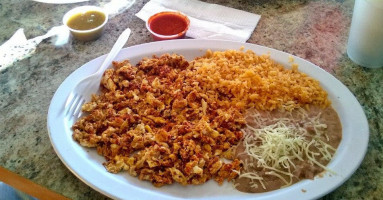 El Pariente Mexican Food food