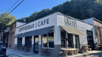 Ultra Coffeebar outside