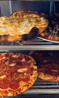 Gioia Pizzeria food