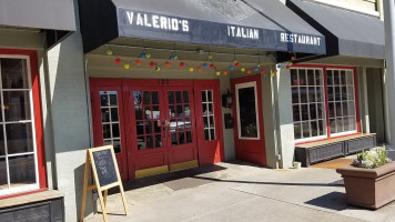 Valerio's Italian outside