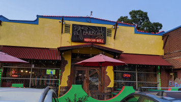 El Paraiso Mexican Grill food