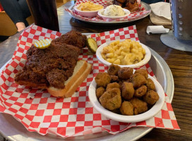 Rocky's Hot Chicken Shack food