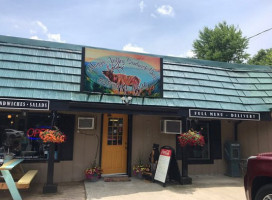 Maggie Valley Sandwich Shop inside