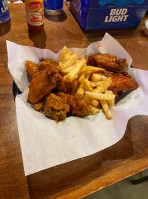 Moe D's food