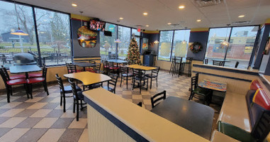 Dairy Queen inside