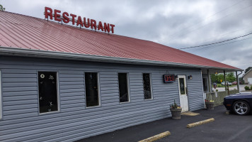 Rockwell Diner outside