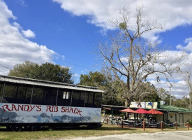 Randy's Rib Shack outside