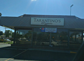 Tarantinos In Bill outside