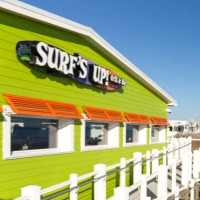 Surf's Up Grill food