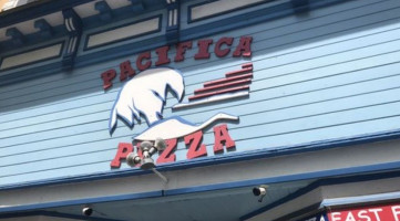 Pacifica Pizza food