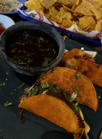 El Cerro Tacos food