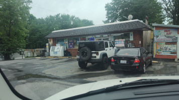 Taqueria La Loma outside