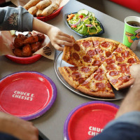 Chuck E. Cheese food