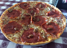 Minuteman Pizza Parlor food