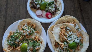 Taqueria El Taquito De Oro food