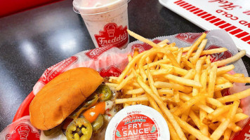 Freddy's Frozen Custard Steakburgers food