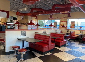 Freddy's Frozen Custard Steakburgers food