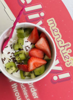 Menchie's Frozen Yogurt food