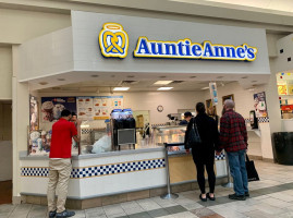 Auntie Anne's food