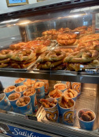 Auntie Anne's food