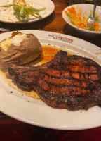 Longhorn Steakhouse food