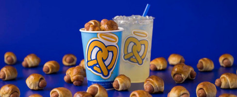 Auntie Anne's food