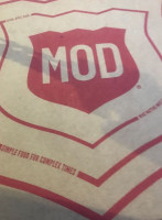 Mod Pizza food