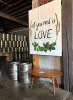 Hop Farm Brewing Company inside