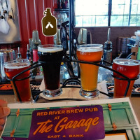 Red River Brewpub The Garage food