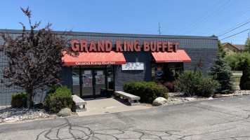 Grand King Buffet outside