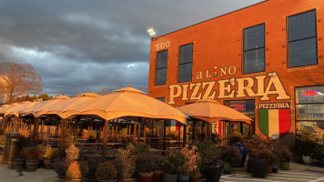 Alino Pizzeria outside