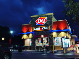 Dairy Queen Grill Chill outside