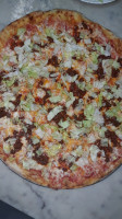 Nicko's Pizza food