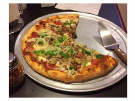 Amalfi's Pizza Of Conover food