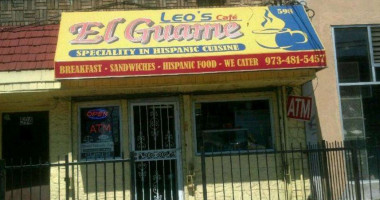 Leo's Café El Guame food