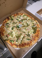 Mecca Pizza food