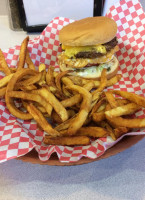 Best-n-burgers outside