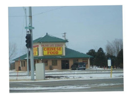 Golden Gate Express outside