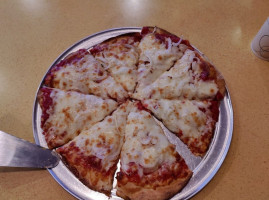 Sluggo's Pizzeria food