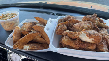 Mountain Fried Chicken food