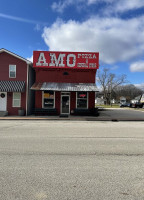 Amo Pizza General Store inside