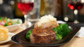 Brann's Steakhouse Grille food