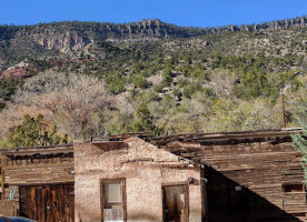 Highway 4 Cafe Bakery In Jemez Spr outside