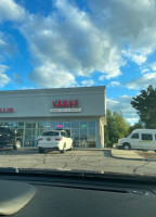 Varee Asian Cafe Bakery food