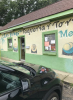 Las Chulas Tortilleria_taquerÍa outside