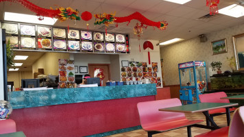 Rainbow Garden（youngsville) inside