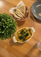 Nil's Mediterranean Cuisine food